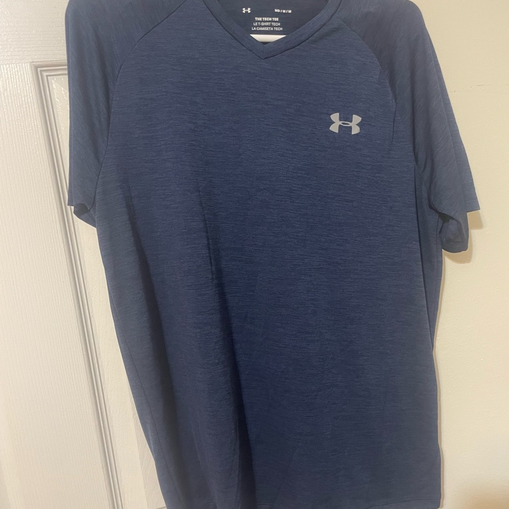Men’s Under Armor Shirt